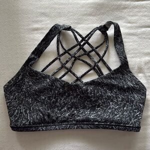 Lululemon free to be wild bra